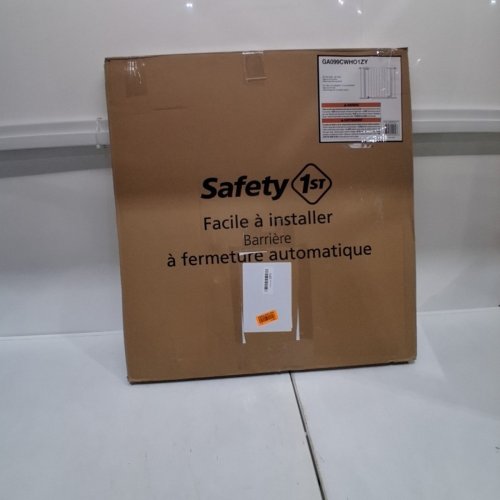 SAFTEY 1ST AUTO CLOSE WALK THROUGH BABY SAFETY GATE - WHITE - (MODEL: GA099CWHO1ZY) image 8