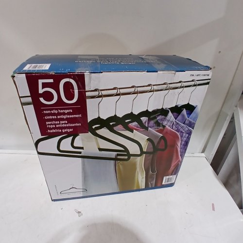 50PK NON-SLIP VELVET ADULT SIZE HANGERS - 17.7"X 0.2"X 9.5" - BLACK (MODEL: 1193759) image 3