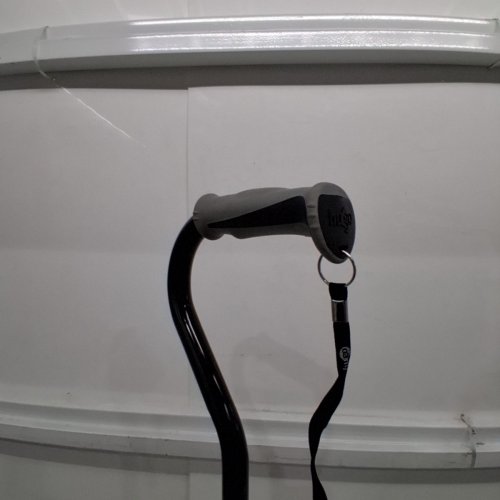 HUGO MOBILITY ADJUSTABLE CANE - 28"-39" - BLACK image 3