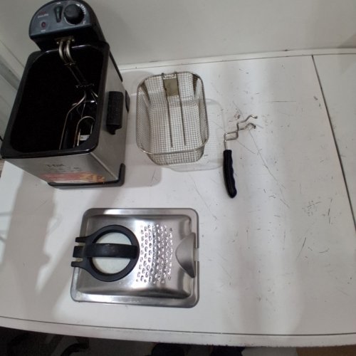 T-FAL EASY PRO DEEP FRYER - 12V - 1500W - BLACK / SILVER (MODEL: FR1014) image 5