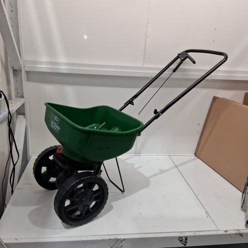 SCOTTS TURF BUILDER EDGEGUARD MINI BROADCAST SPREADER - 5000SQFT - GREEN (MODEL: 76121) image 2