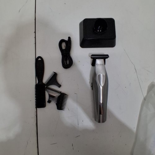 KEMEI RECHARGABLE ELECTRIC HAIR TRIMMER - 9000 RPM, 2000 MAH, 5 V - SILVER (MODEL: KM-3023-702) image 6