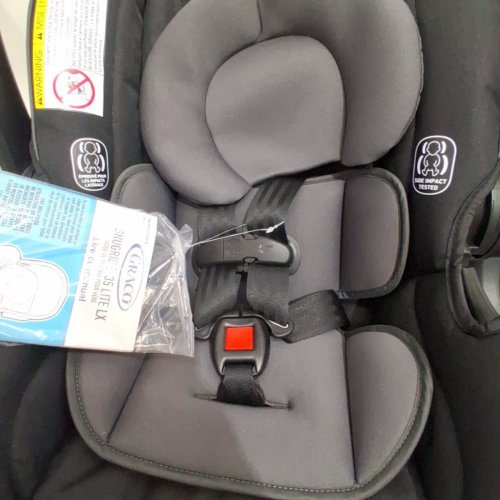 GRACO SNUGRIDE 35 LITE LX INFANT CAR SEAT - 4-35LBS CAPACITY - GOTHAM FASHION BLACK/GREY (MODEL: 2143034) image 4