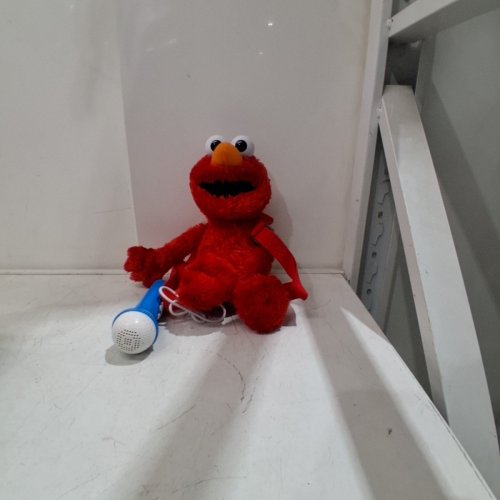 SESAME STREET ELMO KARAOKE PLUSH TOY - WITH THE BUILT-IN SPEAKER & 2 PRELOADED SONGS -9"- RED (MODEL: SMK018D) image 2