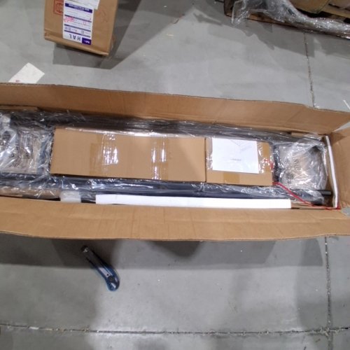 YAHEETECH BED FRAME - TWIN - BLACK (MODEL: 615974) image 3