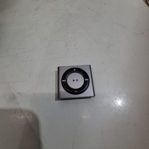 APPLE IPOD SHUFFLE 4TH GENERATION WITH WIRED EARBUDS AND USB CABLE - SILVER - (MODEL:A1373) image 5