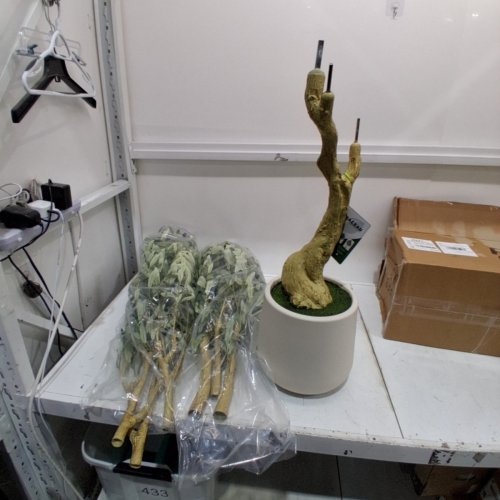 ARTIFICIAL INDOOR OLIVE TREE - 6FT - GREEN image 3