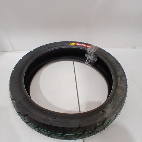 GARVEE FRONT TUBELESS MOTORCYCLE TIRE WITH ENHANCED GRIP - 130/70-18 - BLACK image 3