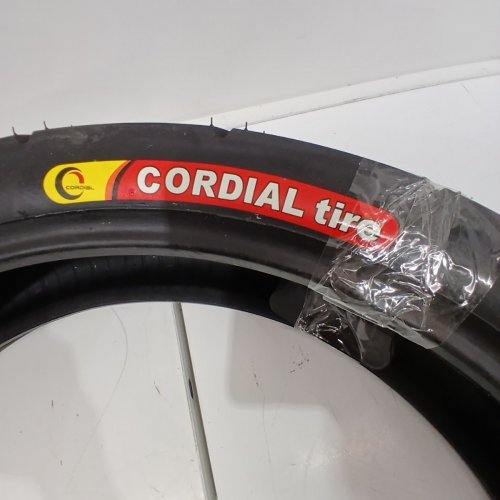 GARVEE FRONT TUBELESS MOTORCYCLE TIRE WITH ENHANCED GRIP - 130/70-18 - BLACK image 4
