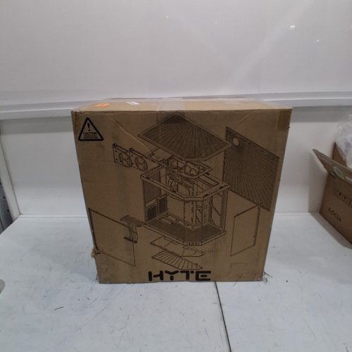 HYTE HYTE Y70 MODERN AESTHETIC DUAL CHAMBER PANORAMIC TEMPERED GLASS MID-TOWER ATX COMPUTER GAMING CASE WITH PCIE 4.0 RISER CABLE INCLUDED - WHITE image 6