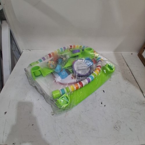 FISHER-PRICE DELUXE KICK & PLAY PIANO GYM image 4