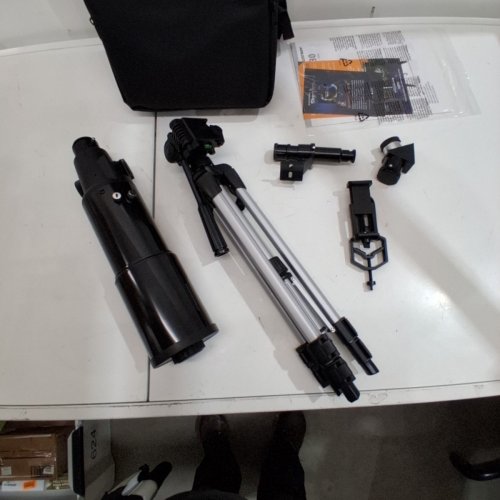 CELESTRON 80MM TRAVEL SCOPE WITH TRIPOD (22030) image 3