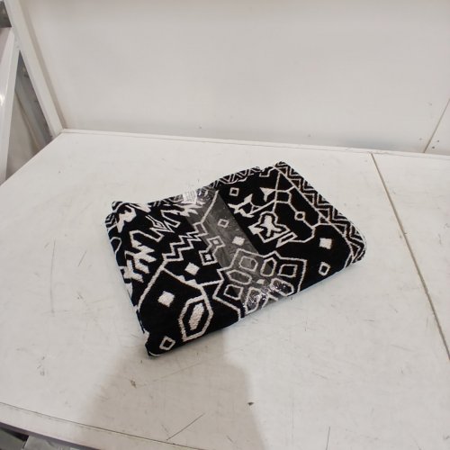 SADIE ACCENT NON-SLIP MAT -45" X 30" - BLACK/CREAM (MODEL:1992776) image 3