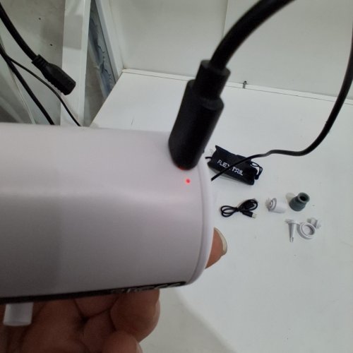 FLEXTAILGEAR TINY/ULTRA-MINI PORTABLE AIR PUMP - 1300MAH - WHITE - (MODEL: TY1360) image 2
