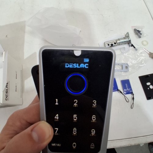 DESLOC SMART LOCK D110 PLUS WI-FI FINGERPRINT SMART FRONT DOOR DEADBOLT LOCK WITH TOUCHSCREEN KEYPAD, WATERPROOF, APP REMOTE CONTROL, AUTO LOCK & KEYLESS ENTRY - SILVER (MODEL: D110PLUS) image 2