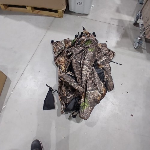VEVOR HUNTING BLIND, 270° SEE THROUGH GROUND BLIND - 2-3 PERSON POP UP DEER BLIND, PORTABLE RESILIENT HUNTING TENT, ONE-WAY SEE-THROUGH MESH (MODEL: ZHS5867-2) image 2