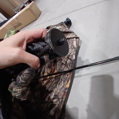 VEVOR HUNTING BLIND, 270° SEE THROUGH GROUND BLIND - 2-3 PERSON POP UP DEER BLIND, PORTABLE RESILIENT HUNTING TENT, ONE-WAY SEE-THROUGH MESH (MODEL: ZHS5867-2) image 4