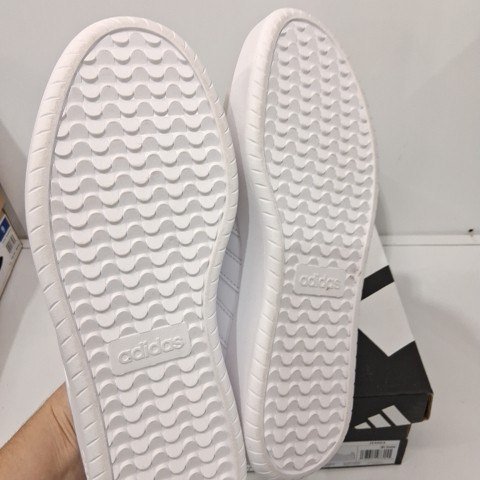 MEN'S ADIDAS BARREDA SNEAKERS - 10 - WHITE BLACK/GREY (STYLE: JI2306/2974610/1976667) image 3
