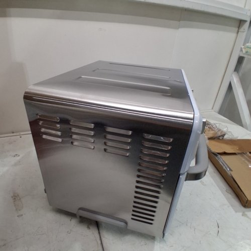 CUISINART COUNTERTOP OVEN AIR FRYER TOASTER WITH GRILL - 120 V - 1800W - STAINLESS STEEL/WHITE (MODEL: TOA-70WNAS) image 10