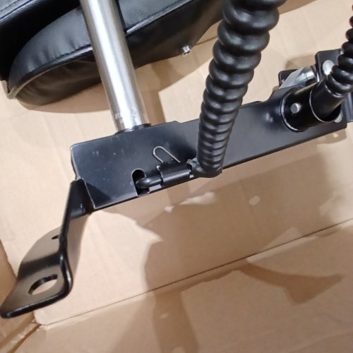 YAHEETECH GAMING CHAIR WITH WITH MASSAGE LUMBAR SUPPORT - BLACK (MODEL: 616328) image 6