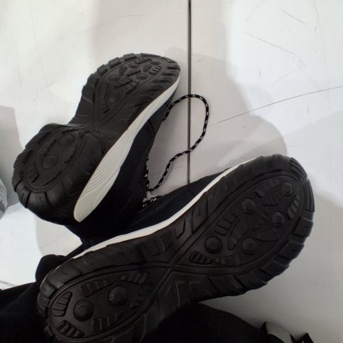 WOMENS FUR LINED NON-SLIP WINTER BOOTS - 5.5 - BLACK/WHITE image 4