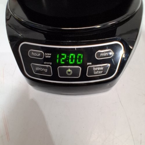 BLACK AND DECKER 12-CUP COFFEE MAKER WITH VORTEX TECHNOLOGY - BLACK (MODEL: CM1110BC) image 2