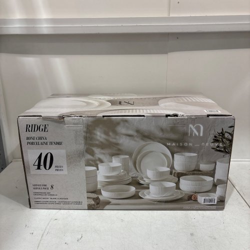 34PC MAISON NEUVE RIDGE BONE CHINA DINNERWARE SET - WHITE (MODEL: 2036823) image 7