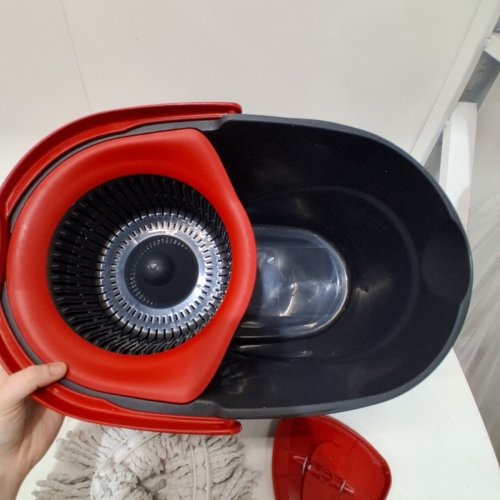 VILEDA EASY WRING RINSE CLEAN SPIN MOP AND BUCKET SYSTEM - 22" TO 36" - BLACK/RED/BLUE - (MODEL: 168467) image 3