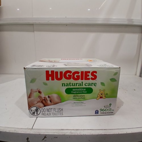 960PK HUGGIES NATURAL CARE SENSITIVE UNSCENTED BABY WIPES - 15 X 64PK (960PK TOTAL) - WINNIE THE POOH image 3