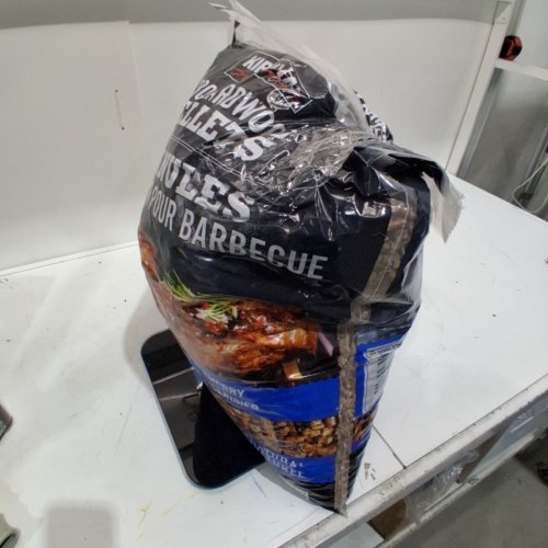 KIRKLAND SIGNATURE PREMIUM BLEND BBQ HARDWOOD PELLETS - OAK, HICKORY, MAPLE, AND CHERRY - 38.8LBS (MODEL: 1610159) image 2