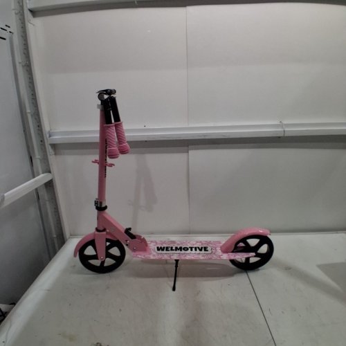 KID'S WELMOTIVE KICK SCOOTER WITH ADJUSTABLE HANDLE BARS - 220LBS MAX - PINK (MODEL: D005) image 3