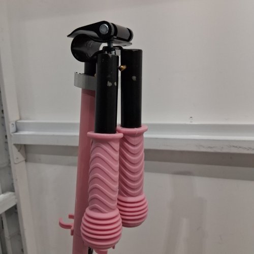 KID'S WELMOTIVE KICK SCOOTER WITH ADJUSTABLE HANDLE BARS - 220LBS MAX - PINK (MODEL: D005) image 5