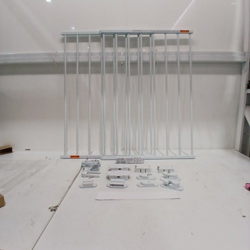 REGALO EXTRA WIDE 2-IN-1 TOP OF STAIRWAY AND HALLWAY SAFETY GATE WITH MOUNTING KIT - WHITE (MODEL: 1250 DS) image 2