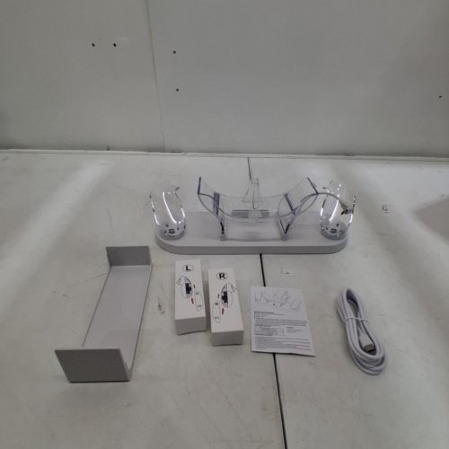 CHARGING DOCK FOR META QUEST 3/3S HEADSET & CONTROLLERS (MODEL: 637) image 4