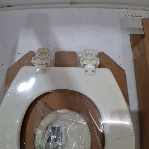 MAYFAIR BY BEMIS CAMERON ROUND ENAMELED WOOD TOILET SEAT - 17" X 14" - BISCUIT/LINEN BEIGE - (MODEL: 841EC 346) image 4