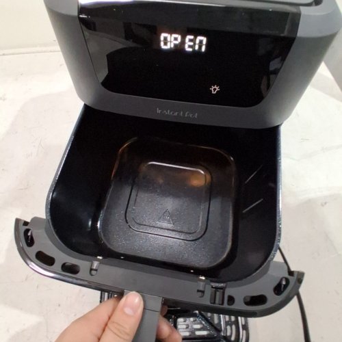 INSTANT POT VORTEX PLUS AIR FRYER - 5.3 QT - 120 V - 1500W - BLACK (MODEL: INAFB53-TE) image 5