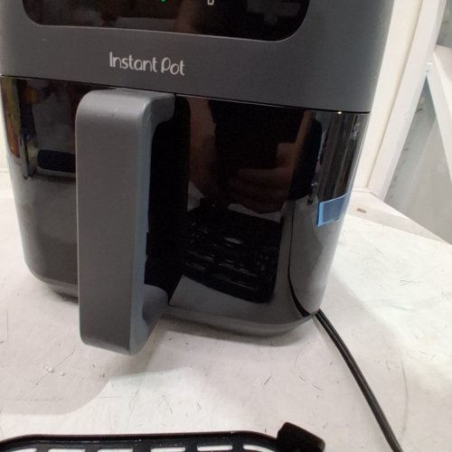 INSTANT POT VORTEX PLUS AIR FRYER - 5.3 QT - 120 V - 1500W - BLACK (MODEL: INAFB53-TE) image 6