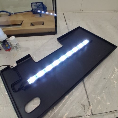 MARINA LED AQUARIUM KIT - 10GAL - 20" X 10" X 12.5" - CLEAR image 2
