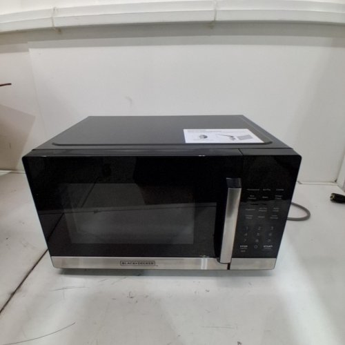 BLACK+DECKER 5-IN-1 MICROWAVE OVEN WITH AIR FRY- BLACK - (MODEL: ES9P032NA-CA) image 3