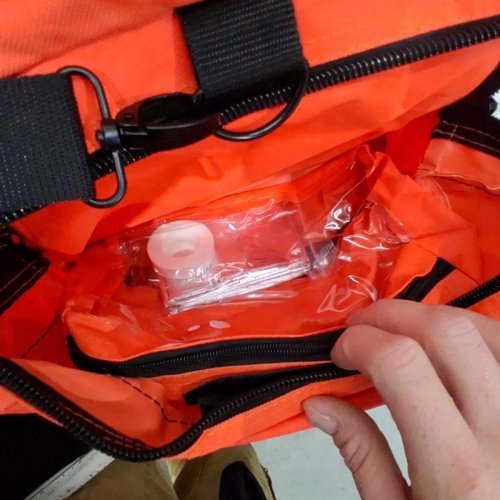 PRIMACARE FIRST RESPONDER BAG FOR TRAUMA - PROFESSIONAL COMPARTMENT KIT CARRIER FOR EMERGENCY MEDICAL SUPPLIES - 21" X 12" X 9" - ORANGE (MODEL: KB-4135-O) image 3