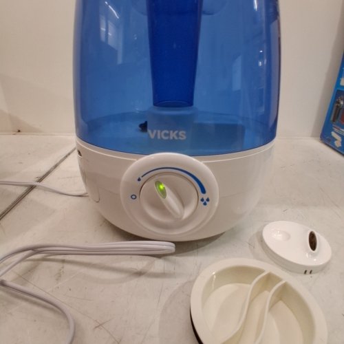 VICKS FILTER-FREE ULTRASONIC COOL MIST HUMIDIFIER - 4.5L WATER TANK - WHITE (MODEL: V4600) image 2