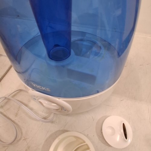 VICKS FILTER-FREE ULTRASONIC COOL MIST HUMIDIFIER - 4.5L WATER TANK - WHITE (MODEL: V4600) image 5