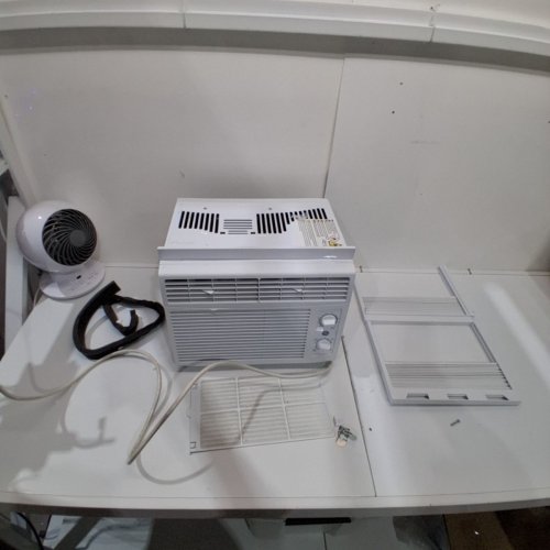 GE APPLIANCES MECHANICAL ROOM AIR CONDITIONER FOR SMALL ROOMS - 5000BTU - 150SQ. FT. (MODEL: AWAS05BWFC) image 4