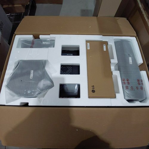 LG ULTRA GEAR 32" 4 K UHD (3840 X 2160) OLED GAMING MONITOR - DUALMODE 240HZ-480HZ, 0.03MS, NVIDIA, AMD FREESYNC PREMIUM PRO - (MODEL: 32GX870B) image 11