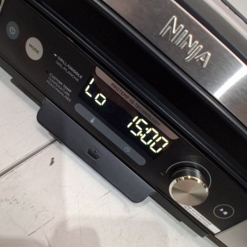 NINJA SIZZLE PRO XL INDOOR GRIDDLE AND GRILL - 20" - BLACK (MODEL:GX101C) image 2