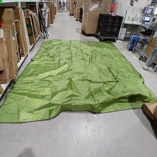 LIGHTWEIGHT CAMPING TARP WITH POLES - 12FT X 9FT - GREEN image 2