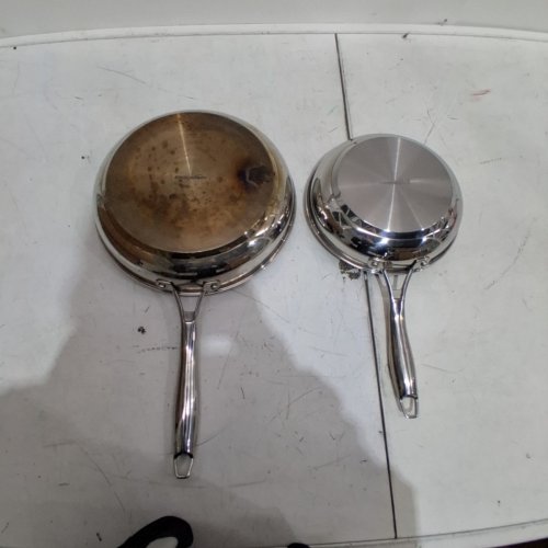 2PC AMAZON BASICS FRY PAN SET - 10"/8" - STAINLESS STEEL image 3