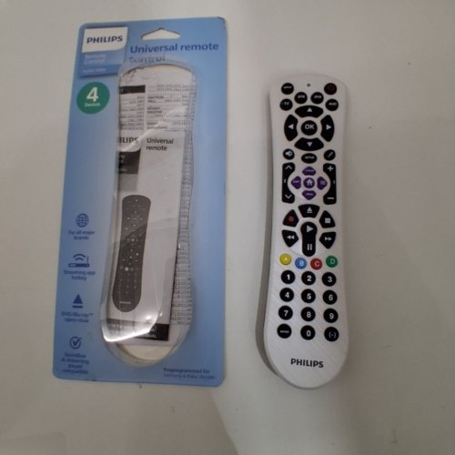 PHILIPS 4-DEVICE UNIVERSAL REMOTE CONTROL - PEARL WHITE (MODEL: SRP4222P/27) image 2