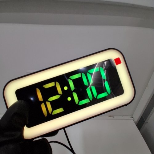 YUNJAYI ALARM CLOCK FOR KIDS ADULT,LIGHT ALARM CLOCK WITH SIMPLE LED DISPLAY 8 RGB NIGHT LIGHT - BLACK image 2