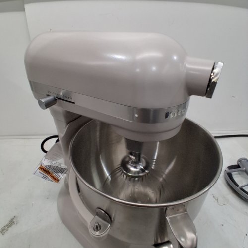 KITCHENAID BOWL-LIFT STAND MIXER - 7 QT. BOWL - MATTE MILKSHAKE/WHITE - (MODEL: KSM70) image 3